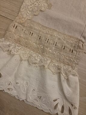 VERY RARE Lace Trim Linen Pant
